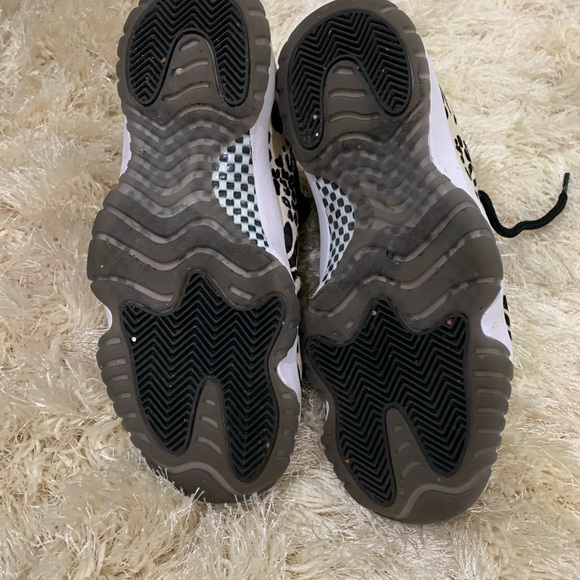 Like New Authentic Jordan Retro 11 Womens Sz 9.5 - Picture 4 of 5